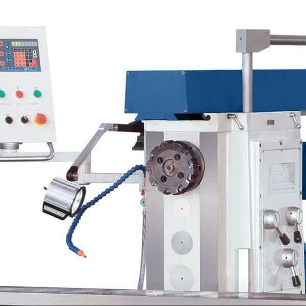 STANDARD UK-1300 Knee Type Universal Milling Machine